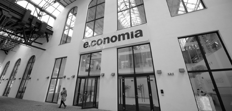 fotka budovy Economie